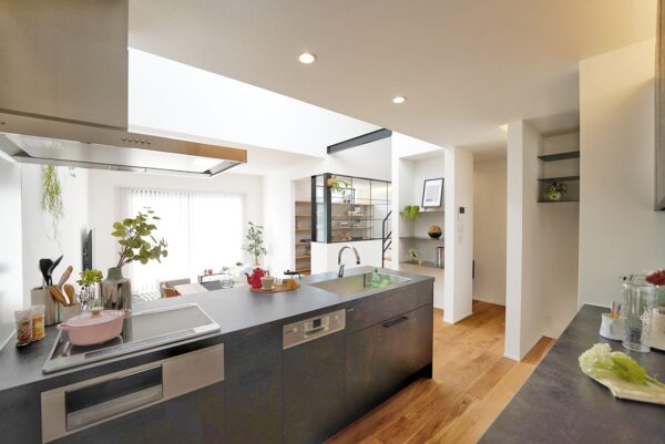 失敗したくない！キッチンリフォームでできることや費用、注意点を解説