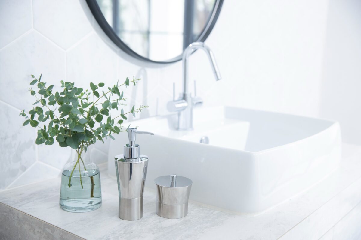 洗面所（洗面台）のリフォーム費用はどのくらい？補助金やDIY方法など